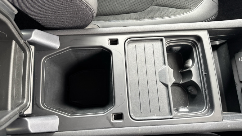 Land Rover Defender 3.0 D250 S 90 3dr Auto Diesel Estate